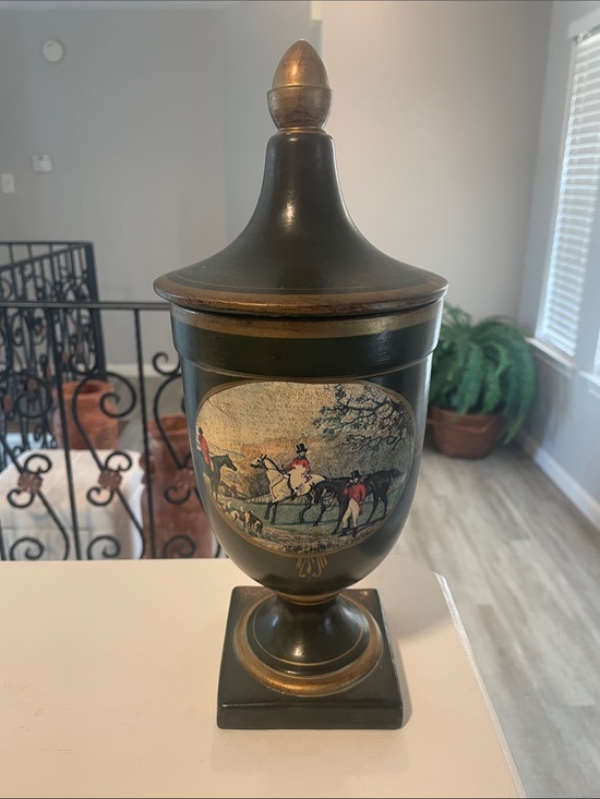 Other - Vintage Hunter Themed Dark Green & Gold Lidded Urn - Home Accent